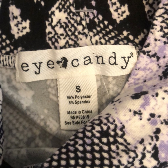 NWT Eye Candy Long sleeve Key hole Snakeskin top - Picture 6 of 7